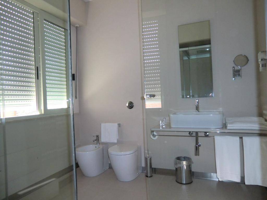 B&Beach Cagliari Guest House Habitación foto